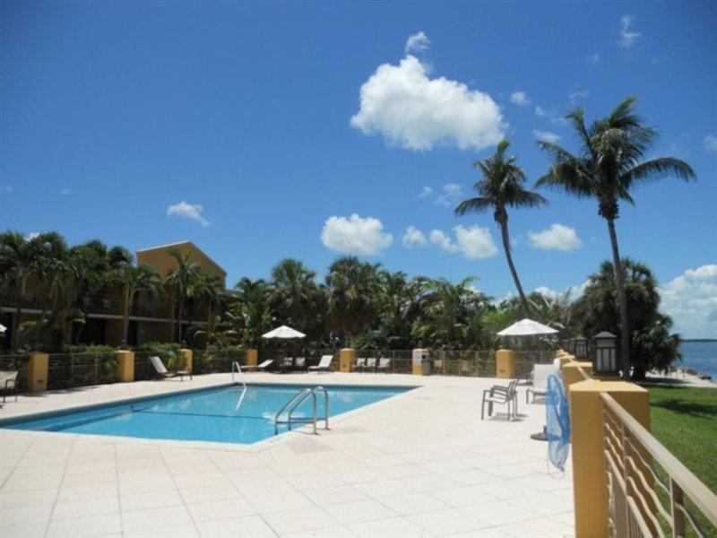 Hampton Inn Key Largo Exterior photo